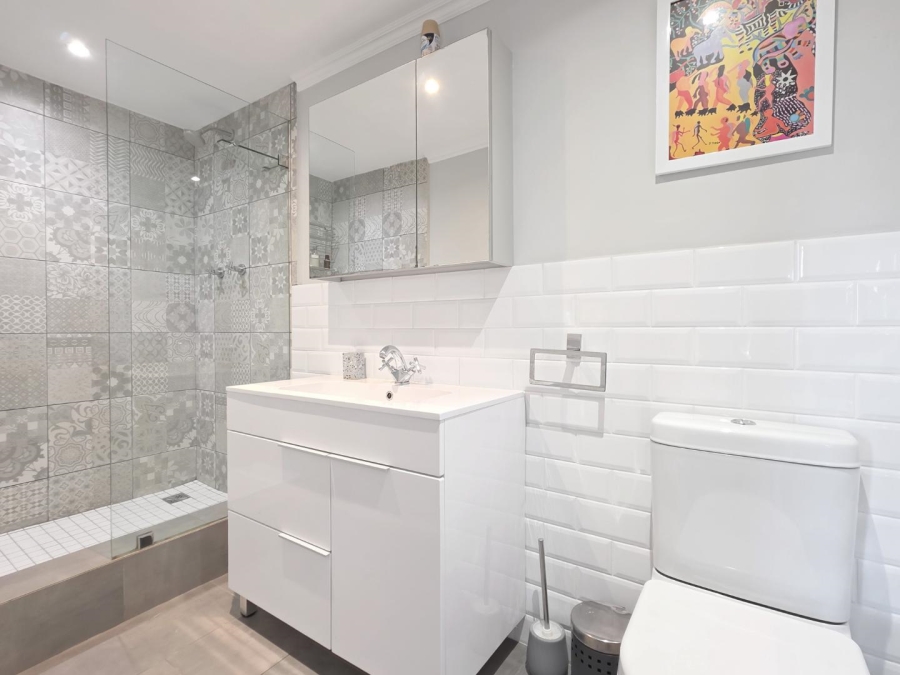 2 Bedroom Property for Sale in Woodstock Western Cape